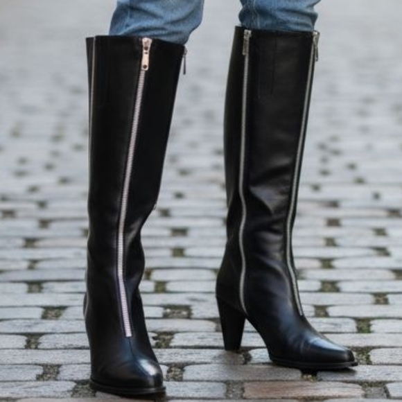 Donald J Pliner Italian Vintage Leather Boots GUC $425 Size 8M       S3946 - Picture 2 of 15